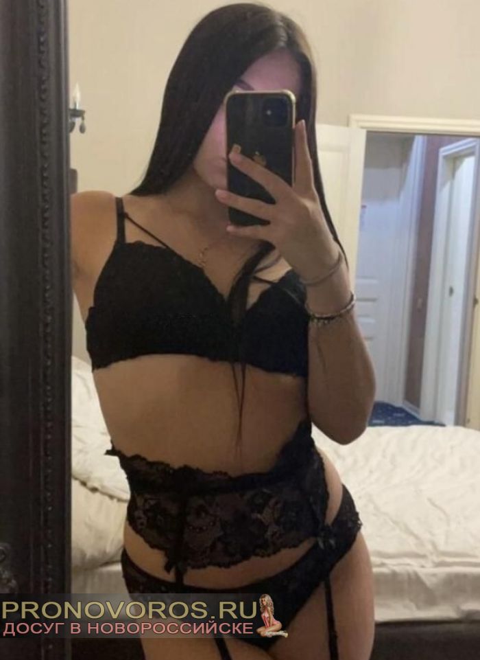   , , +7 (995) 697-5400
